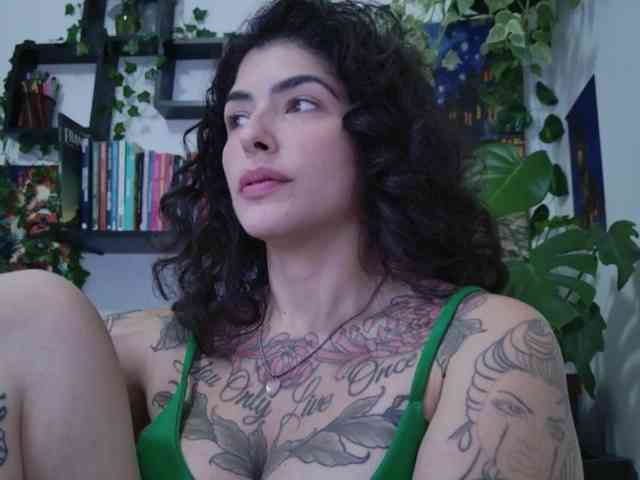 Modelo: TaliMajesty