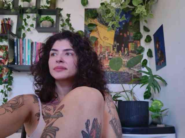 Modelo: TaliMajesty