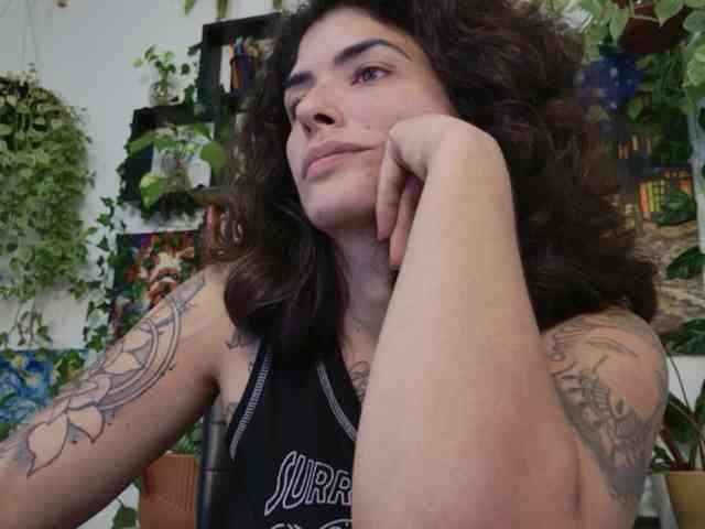 Modelo: TaliMajesty