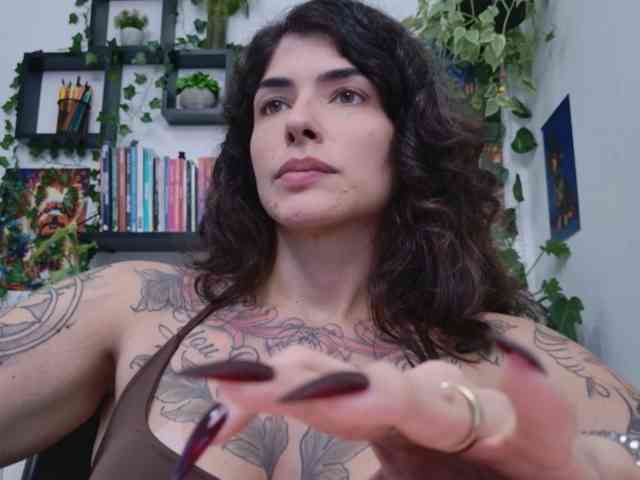 Modelo: TaliMajesty