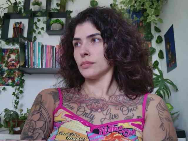 Modelo: TaliMajesty