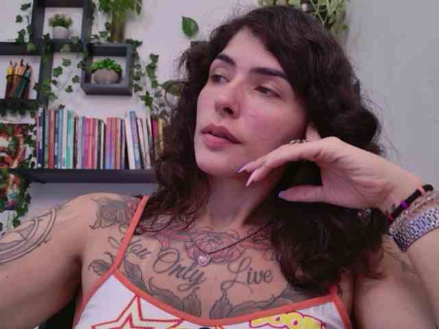 Modelo: TaliMajesty