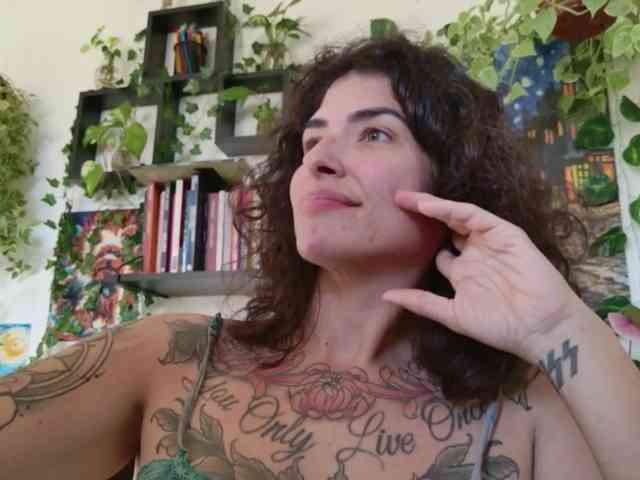 Modelo: TaliMajesty