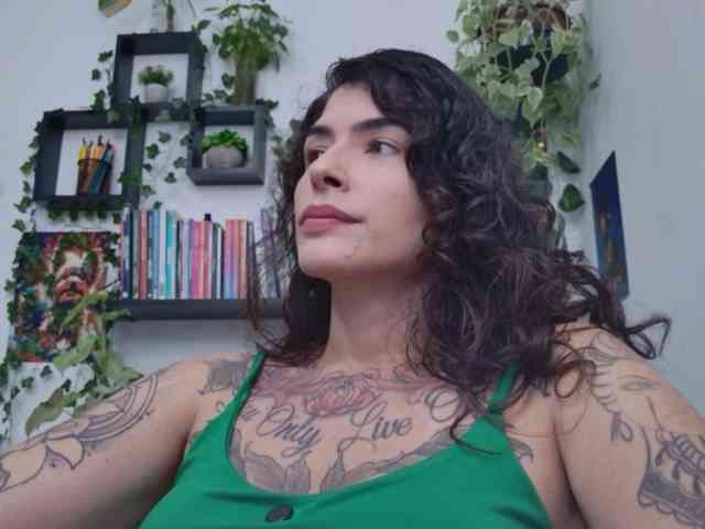 Modelo: TaliMajesty