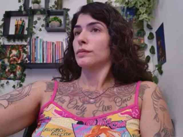talimajesty webcam