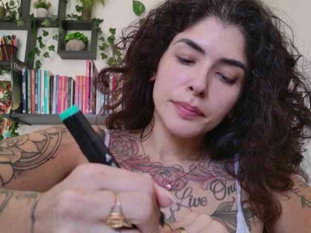 Modelo: TaliMajesty