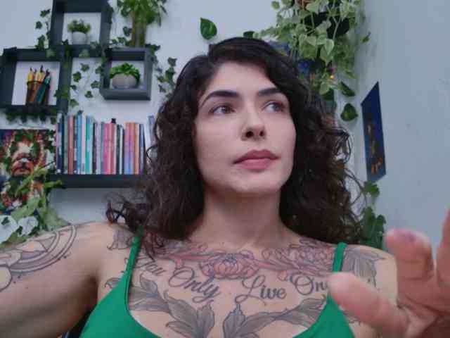 Modelo: TaliMajesty