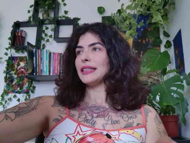 Modelo: TaliMajesty