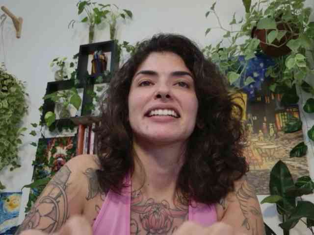 talimajesty webcam