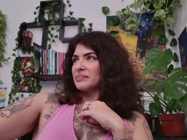 talimajesty webcam