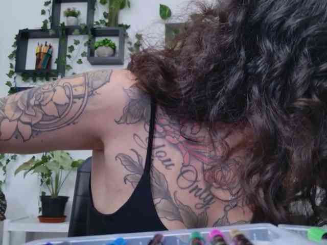 Modelo: TaliMajesty