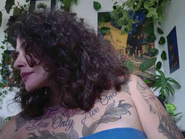 Modelo: TaliMajesty