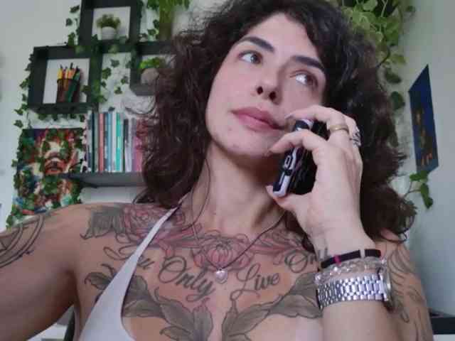 Modelo: TaliMajesty