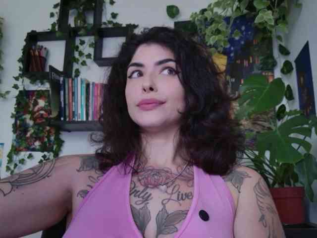 Modelo: TaliMajesty