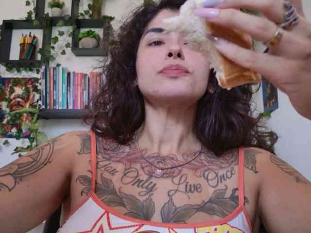 Modelo: TaliMajesty