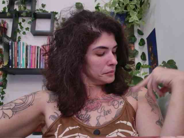 Modelo: TaliMajesty