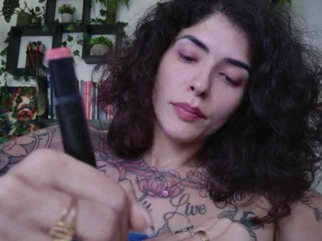 Modelo: TaliMajesty