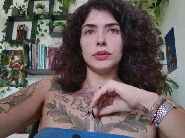 Modelo: TaliMajesty