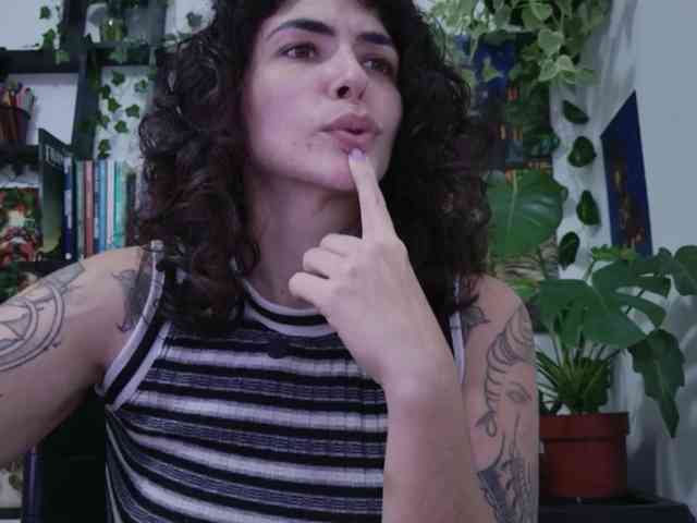 Modelo: TaliMajesty