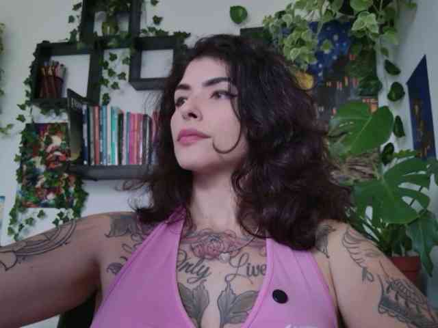 Modelo: TaliMajesty