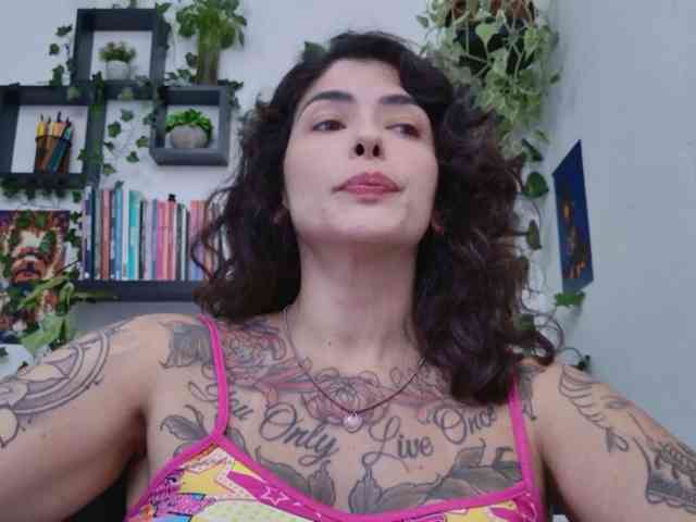 Modelo: TaliMajesty