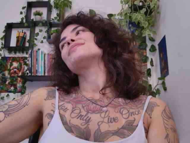 Modelo: TaliMajesty