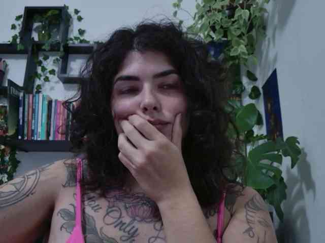 Modelo: TaliMajesty