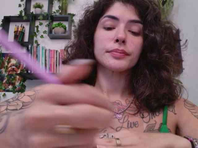 talimajesty's live room