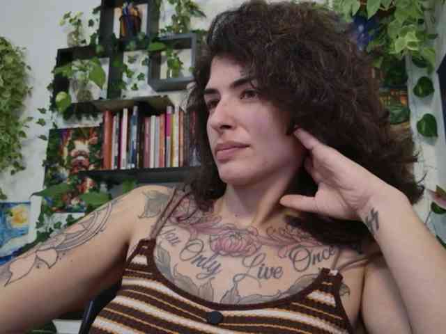 Modelo: TaliMajesty