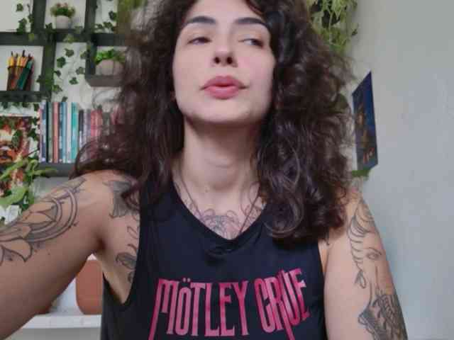Modelo: TaliMajesty