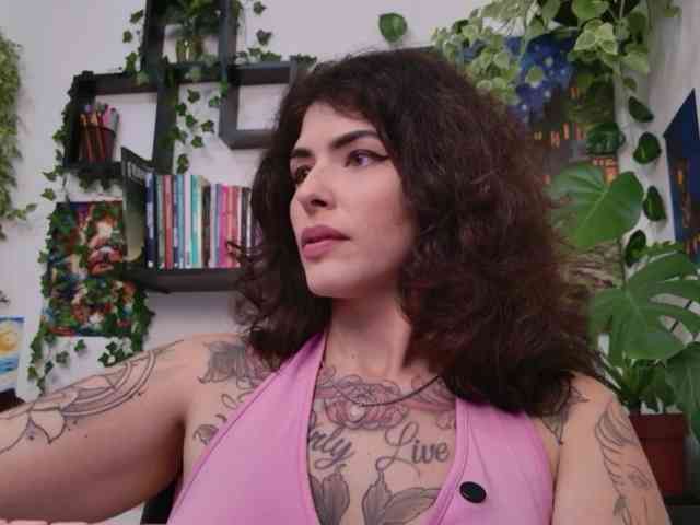 talimajesty webcam