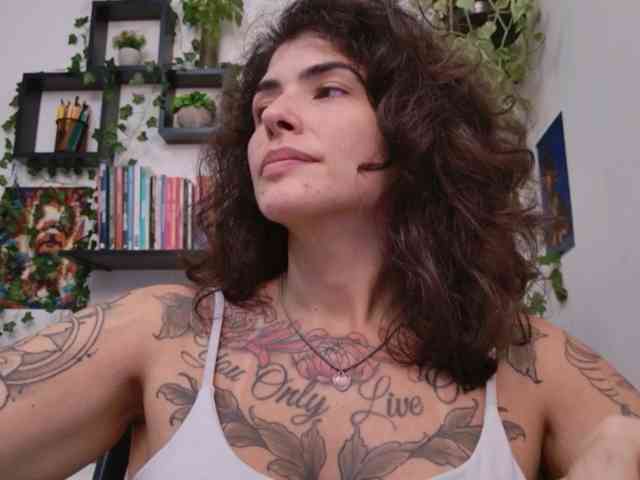 talimajesty webcam
