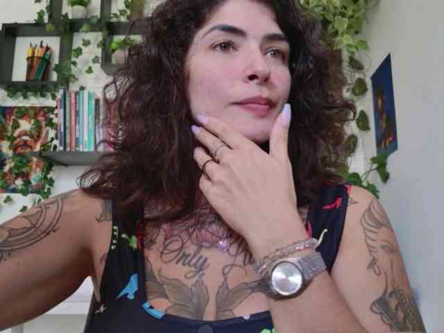 talimajesty webcam