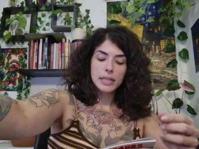 talimajesty webcam