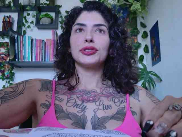 Modelo: TaliMajesty