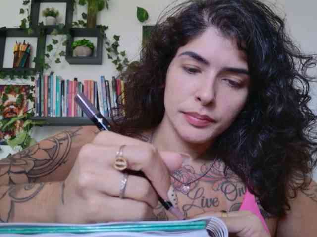 Modelo: TaliMajesty
