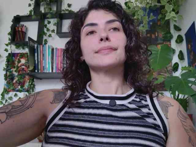 Modelo: TaliMajesty