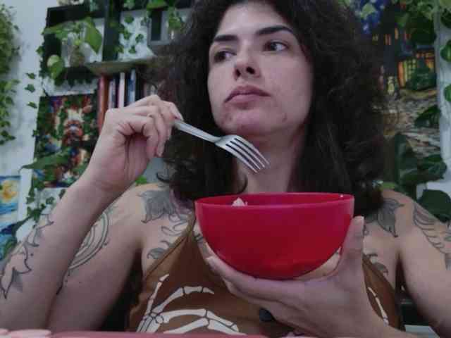 Modelo: TaliMajesty