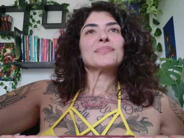 Modelo: TaliMajesty