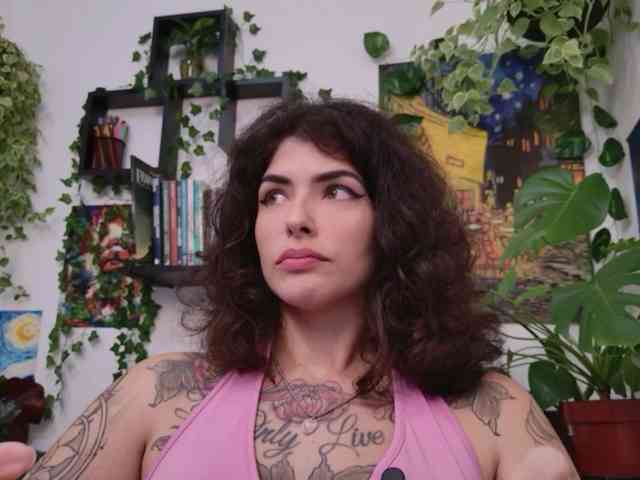 talimajesty webcam