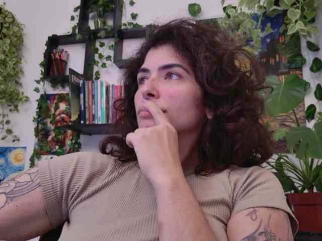Modelo: TaliMajesty