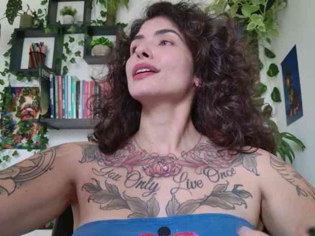 Modelo: TaliMajesty
