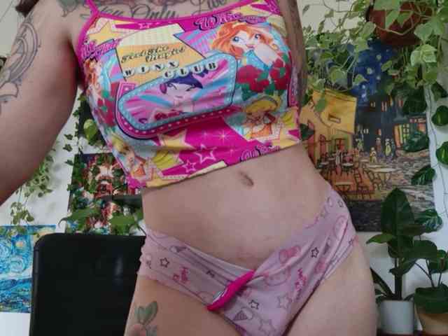 Modelo: TaliMajesty