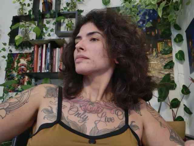 Modelo: TaliMajesty