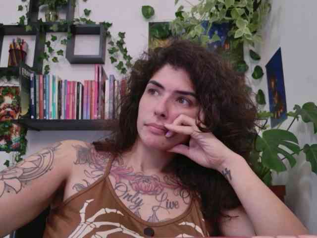 Modelo: TaliMajesty
