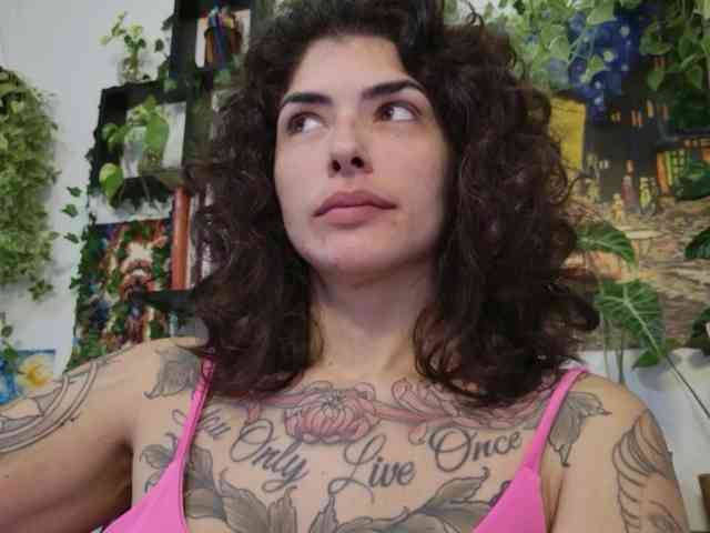 Modelo: TaliMajesty