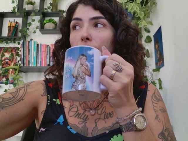 talimajesty webcam