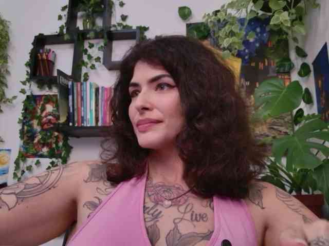 Modelo: TaliMajesty