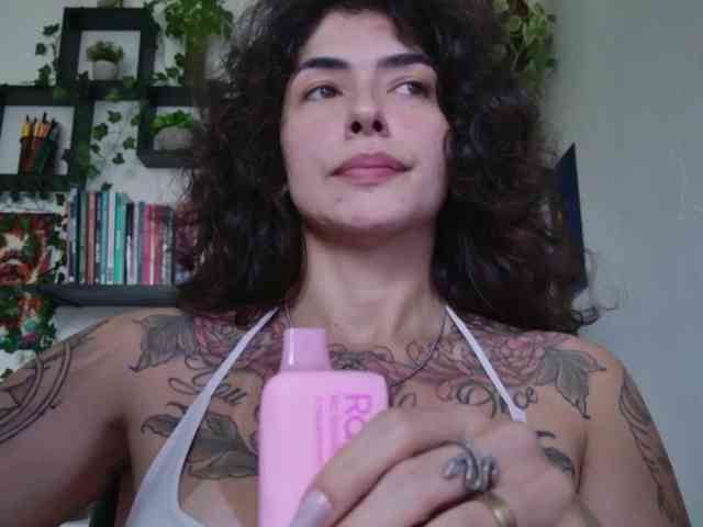 Modelo: TaliMajesty
