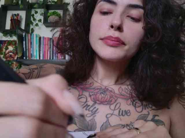 Modelo: TaliMajesty